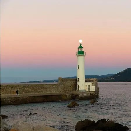 Coquet T2 Pres Des Plages Propriano (Corsica)